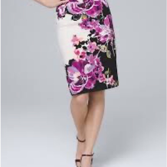 White House Black Market Dresses & Skirts - White House Black Market Floral Pencil Skirt Size 6